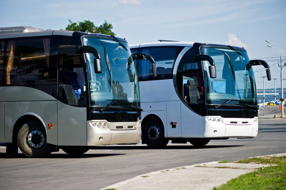 Bus daerah, untuk angkutan orang antar kota dan desa
